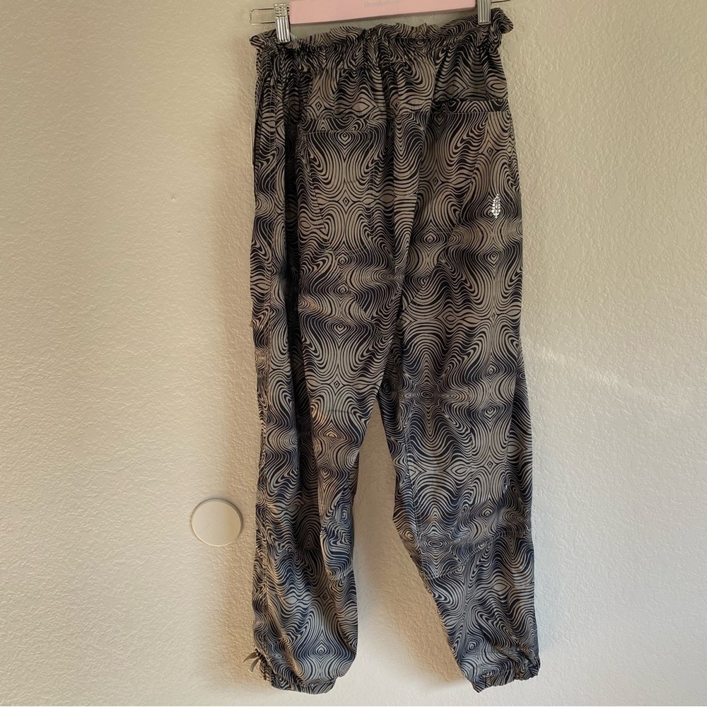 Free People Movement Women's Spring Trekker Printed Pants - Picture 10 of 11